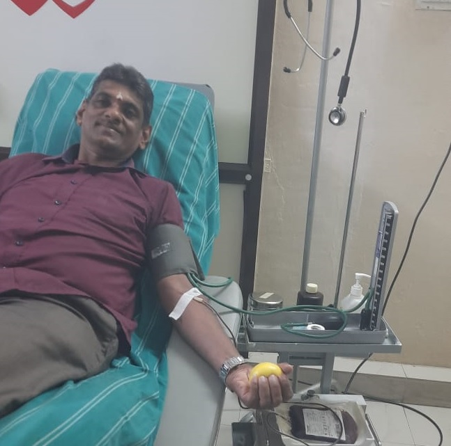 21-ാം വയസ്സിൽ തുടങ്ങിയ യാത്ര… ഇന്ന് 100-ാം രക്തദാനത്തിന്റെ ലക്ഷ്യത്തിലേക്ക് ഒരു മനുഷ്യസ്നേഹി